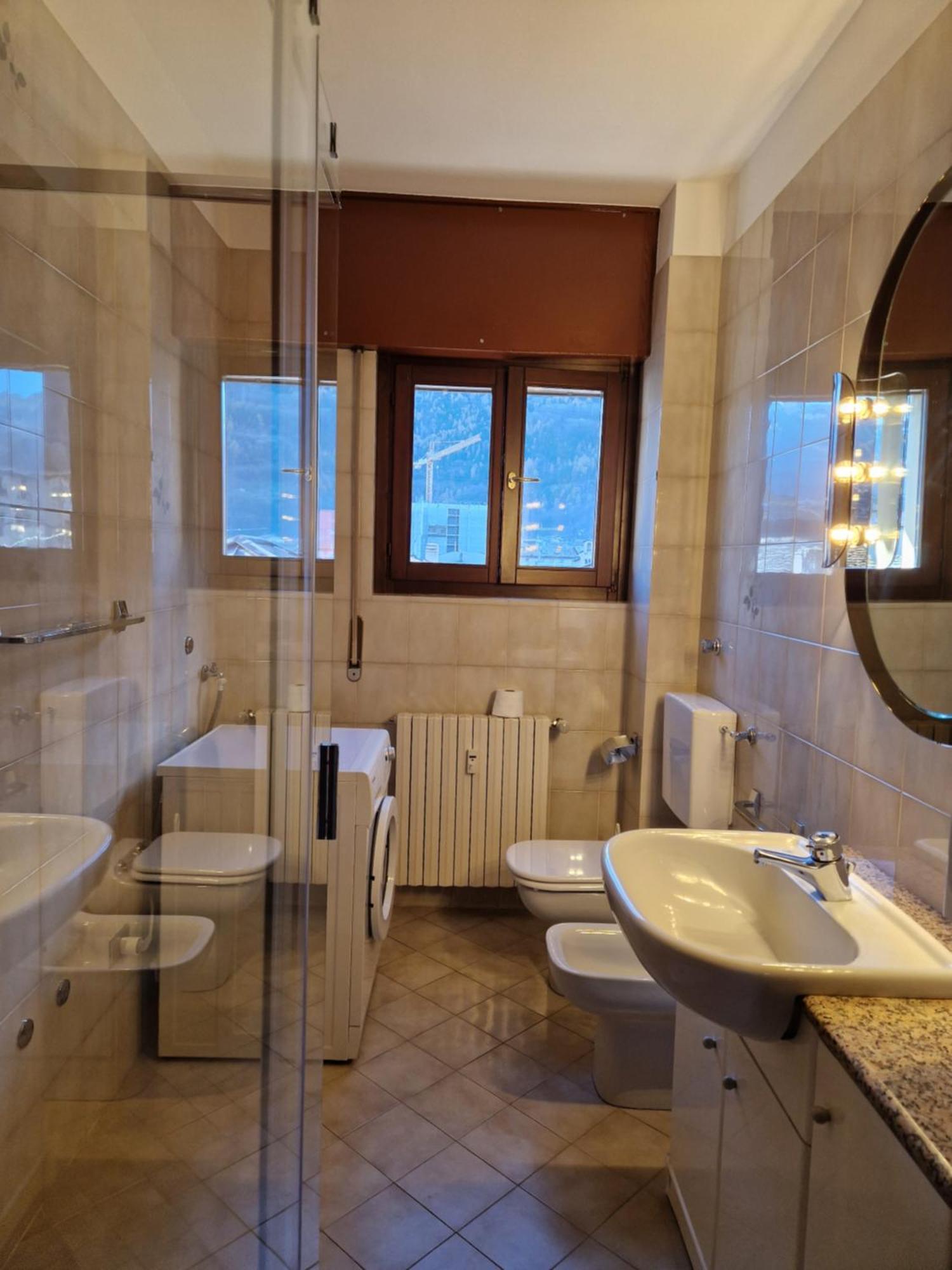 La Casa Di Gio Apartment Тирано Екстериор снимка